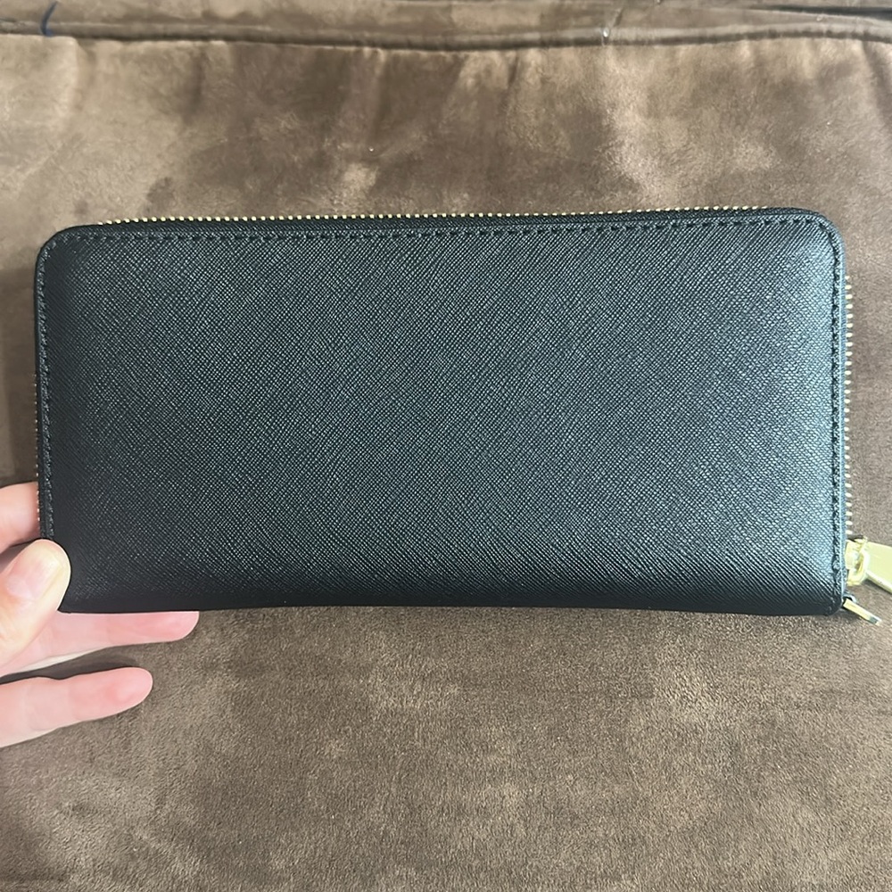 Tory Burch Black Zip Wallet - Picture 3 of 8